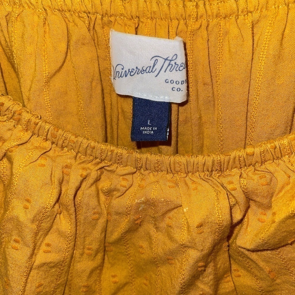 Universal Threads Size Large - image 2